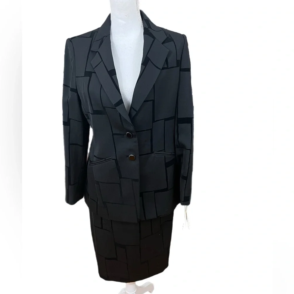George Simonton NWT Woman’s Skirt Suit Black Size 6 Lined - Picture 2 of 6